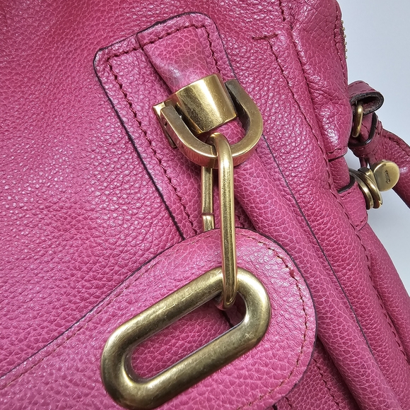 Chloe Paraty Fuchsia Leather Shoulder Bag with Gold Hardware - Picture 3 of 13